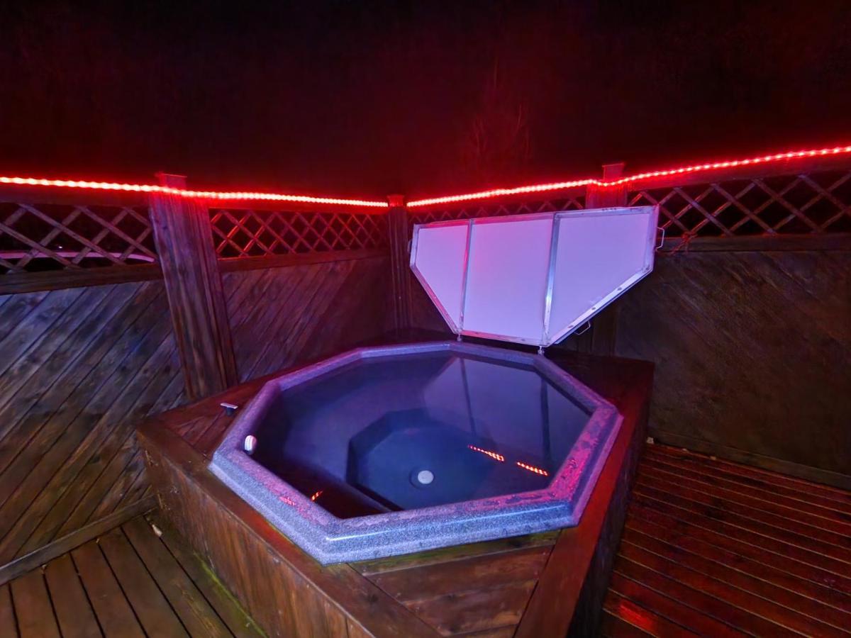 Golden Circle Cabin, Hot Tub Villa Geysir Eksteriør bilde